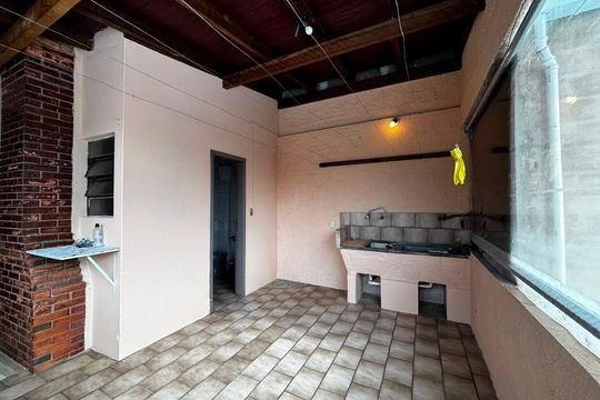 Área de serviço de apartamento para alugar com 3 quartos, 84m² em Navegantes, Porto Alegre