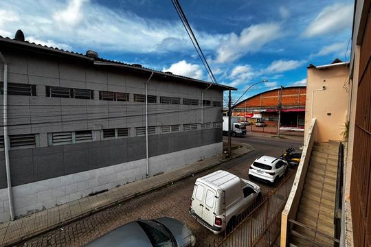 Vista de apartamento para alugar com 3 quartos, 84m² em Navegantes, Porto Alegre