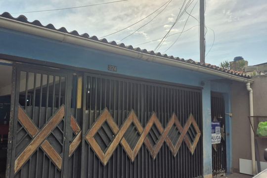 Placa  de casa para alugar com 1 quarto, 55m² em Parque Reboucas, São Paulo