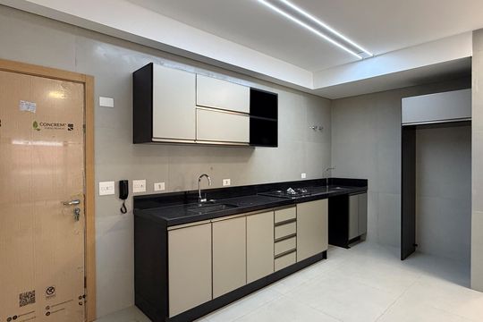 Cozinha e Área de Serviço de apartamento para alugar com 2 quartos, 75m² em José Menino, Santos
