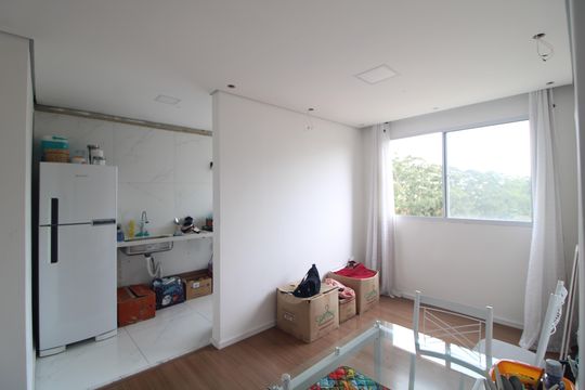 Sala de apartamento à venda com 2 quartos, 44m² em Usina Piratininga, São Paulo