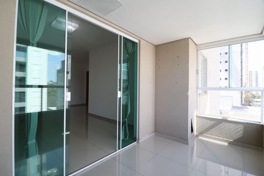 Sacada de apartamento para alugar com 3 quartos, 101m² em Copacabana, Uberlândia