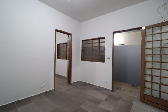 Casa para alugar com 2 quartos, 50m² em Segismundo Pereira, Uberlândia