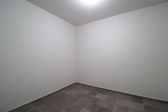 Quarto 1 de casa para alugar com 2 quartos, 50m² em Segismundo Pereira, Uberlândia