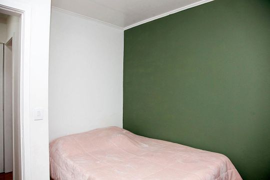 Quarto 2 de apartamento para alugar com 2 quartos, 71m² em Menino Deus, Porto Alegre
