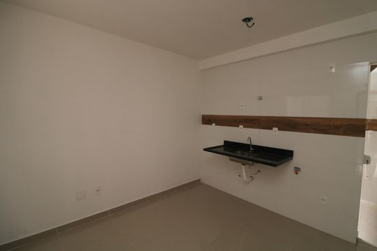 Sala/Cozinha de apartamento à venda com 2 quartos, 36m² em Vila Ema, São Paulo