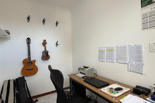 Quarto de Serviço de apartamento para alugar com 2 quartos, 120m² em Aparecida, Santos
