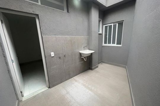 Área de serviço de casa de condomínio para alugar com 2 quartos, 60m² em Engenho de Dentro, Rio de Janeiro