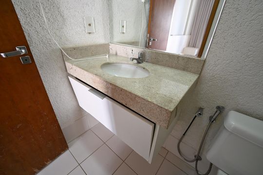Apartamento para alugar com 2 quartos, 80m² em Setor Bueno, Goiânia