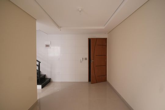 Sala de apartamento à venda com 2 quartos, 77m² em Jardim Ocara, Santo André