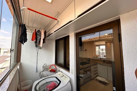 Apartamento à venda com 3 quartos, 86m² em Cabral, Contagem