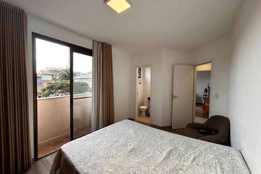 Apartamento à venda com 3 quartos, 86m² em Cabral, Contagem