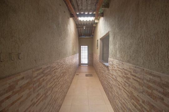 Corredor de casa à venda com 3 quartos, 120m² em Samambaia, Brasília