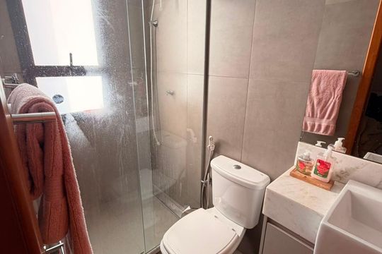 Banheiro de apartamento para alugar com 1 quarto, 55m² em Funcionários, Belo Horizonte