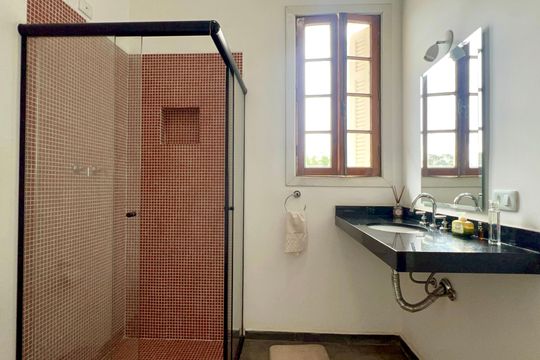 Banheiro de casa para alugar com 4 quartos, 200m² em Sumaré, São Paulo