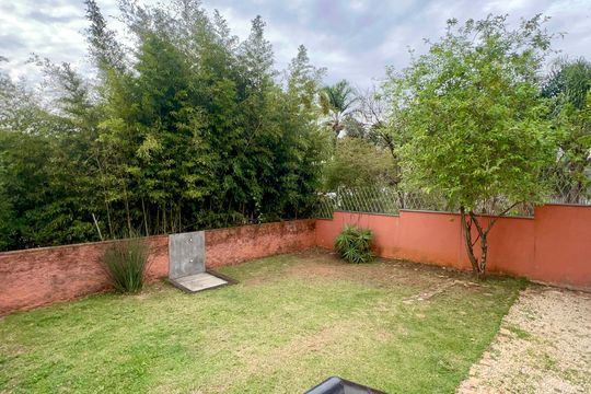 Quintal de casa para alugar com 4 quartos, 200m² em Sumaré, São Paulo