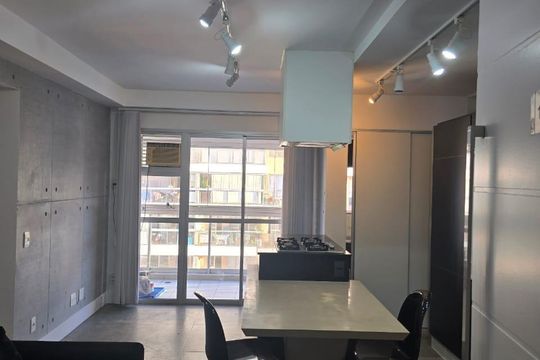 Sala de apartamento para alugar com 2 quartos, 70m² em Recreio dos Bandeirantes, Rio de Janeiro