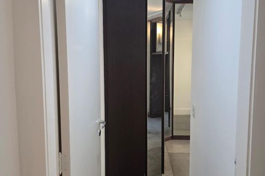 Corredor de apartamento para alugar com 2 quartos, 70m² em Recreio dos Bandeirantes, Rio de Janeiro