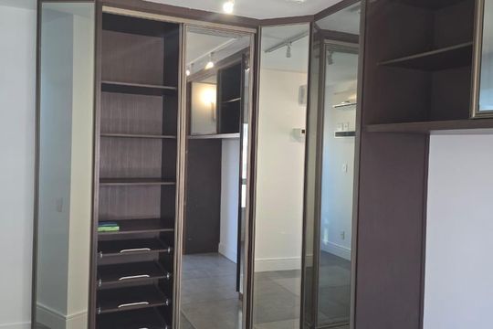 Quarto de apartamento para alugar com 2 quartos, 70m² em Recreio dos Bandeirantes, Rio de Janeiro