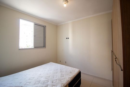 Quarto 1 de apartamento para alugar com 2 quartos, 60m² em Jardim Sao Carlos, Sorocaba
