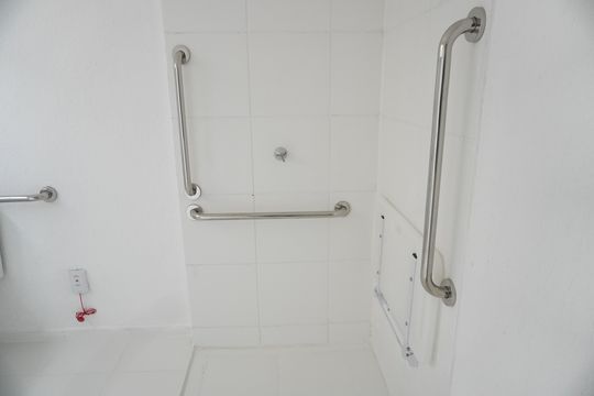 Banheiro social de apartamento à venda com 1 quarto, 41m² em Colônia (zona Leste), São Paulo