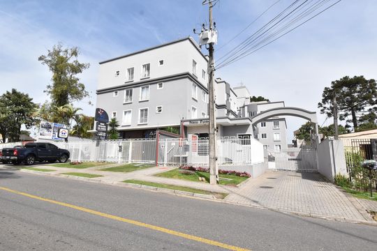 Fachada de apartamento à venda com 3 quartos, 80m² em Boqueirão, Curitiba
