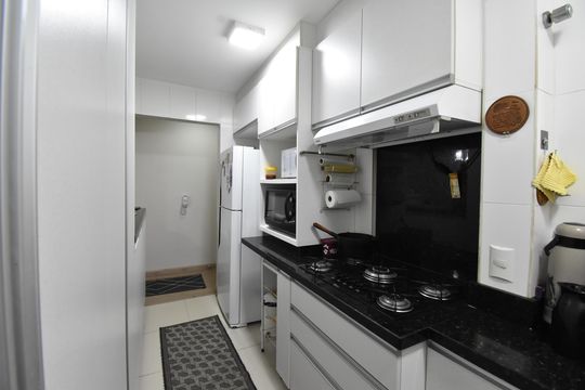 Cozinha de apartamento à venda com 3 quartos, 80m² em Boqueirão, Curitiba