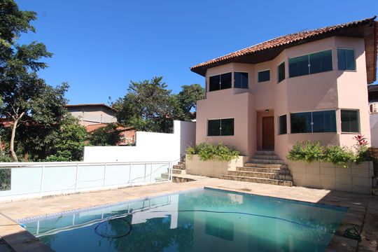 Frente da casa de casa para alugar com 3 quartos, 360m² em Curicica, Rio de Janeiro