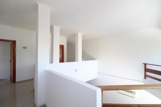 Mezanino de casa para alugar com 3 quartos, 360m² em Curicica, Rio de Janeiro
