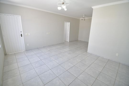 Sala de casa à venda com 3 quartos, 300m² em Parque Taquaral, Campinas