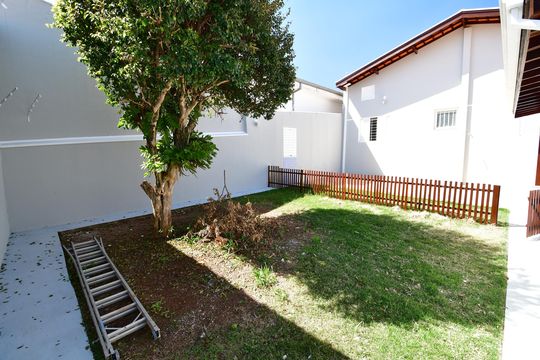 Jardim de casa à venda com 3 quartos, 300m² em Parque Taquaral, Campinas