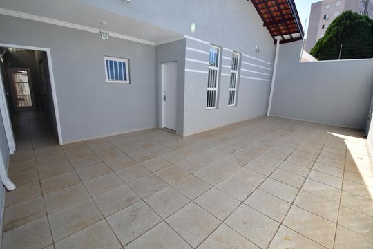 Garagem de casa à venda com 3 quartos, 300m² em Parque Taquaral, Campinas