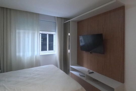 Quarto 1 de apartamento para alugar com 2 quartos, 87m² em Gonzaga, Santos