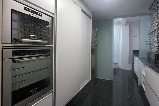 Cozinha Americana de apartamento para alugar com 2 quartos, 87m² em Gonzaga, Santos