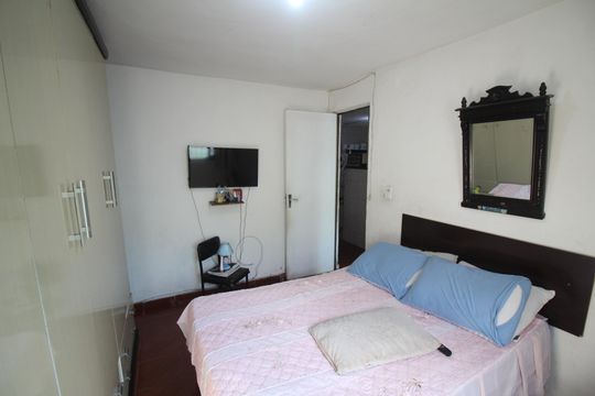 Quarto 1 de casa à venda com 2 quartos, 78m² em Conjunto Agua Branca, Contagem