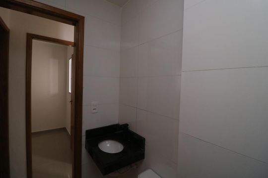 Banheiro de apartamento à venda com 2 quartos, 34m² em Vila Ema, São Paulo