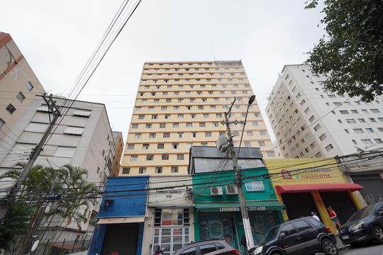 Fachada de apartamento à venda com 1 quarto, 41m² em Aclimação, São Paulo