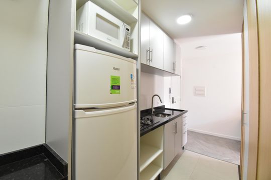 Cozinha do Studio de apartamento para alugar com 1 quarto, 33m² em Mercês, Curitiba