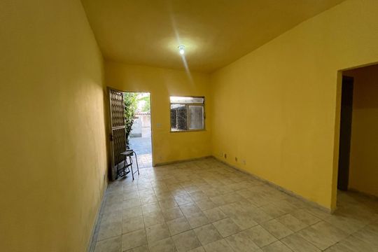 Sala de casa para alugar com 2 quartos, 160m² em Vigário Geral, Rio de Janeiro