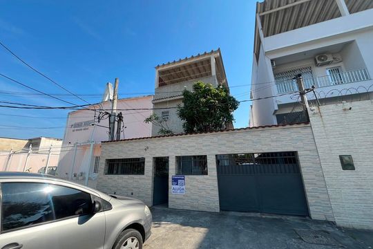 Fachada da casa de casa para alugar com 2 quartos, 160m² em Vigário Geral, Rio de Janeiro