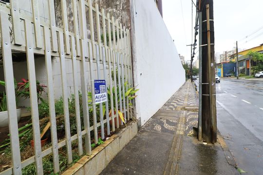 Apartamento para alugar com 3 quartos, 120m² em Caminho das Árvores, Salvador