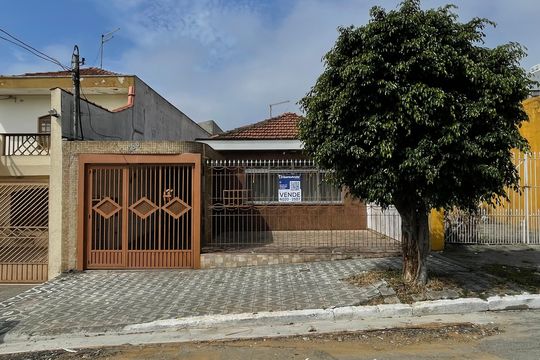 Fachada+Placa  de casa à venda com 2 quartos, 240m² em Vila Ré, São Paulo