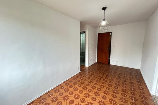 Sala de apartamento à venda com 2 quartos, 68m² em Jardim Sulacap, Rio de Janeiro