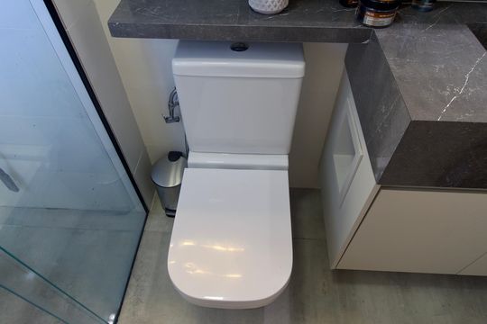 Banheiro da Suite de apartamento à venda com 3 quartos, 79m² em Castelo, Belo Horizonte
