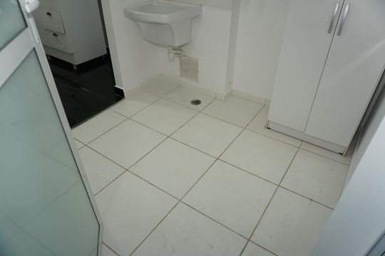 Lavanderia de apartamento para alugar com 2 quartos, 81m² em Parque Esplanada do Embu, Embu das Artes