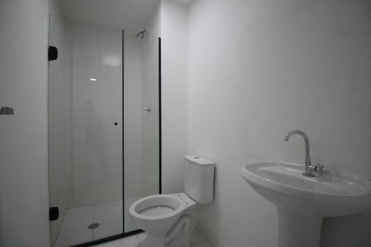 Banheiro de apartamento para alugar com 2 quartos, 35m² em Vila Andrade, São Paulo