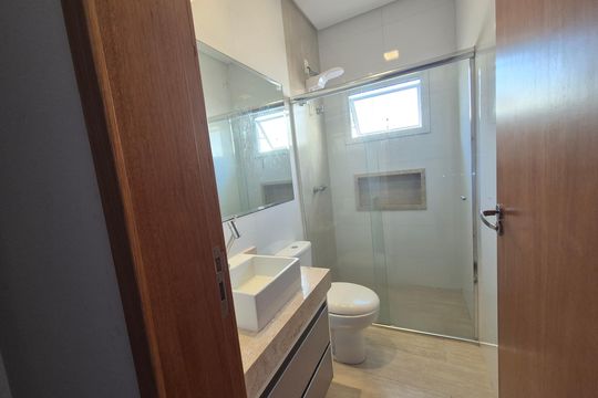 Banheiro 1 de casa para alugar com 4 quartos, 128m² em Jardim das Industrias, São José dos Campos