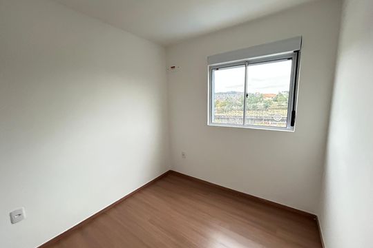 Quarto 1 de apartamento para alugar com 2 quartos, 36m² em Del Castilho, Rio de Janeiro