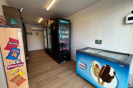Área comum de apartamento para alugar com 2 quartos, 36m² em Del Castilho, Rio de Janeiro