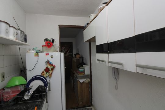 Cozinha de apartamento para alugar com 2 quartos, 42m² em Parque Artur Alvim, São Paulo